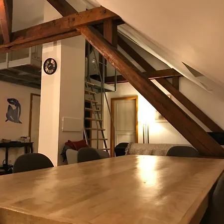 Le Tomi Apartment *